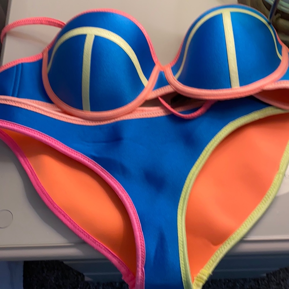 Triangl women’s bathing suit